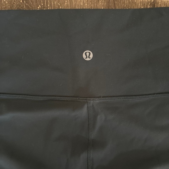 Lululemon Wunder Under Crop Hi-Rise Full-On Luxtreme Yoga Jaded Women's 10 - Picture 10 of 16